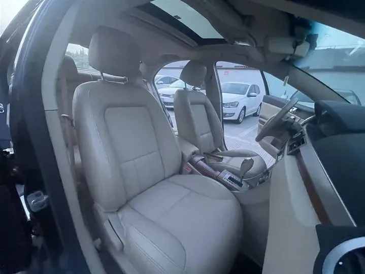 2010 Roewe 550 1.8L 133HP L4 5AT,autocango,china used car exporter,china ev exporter,chinese used car exporter,chinese used ev exporter