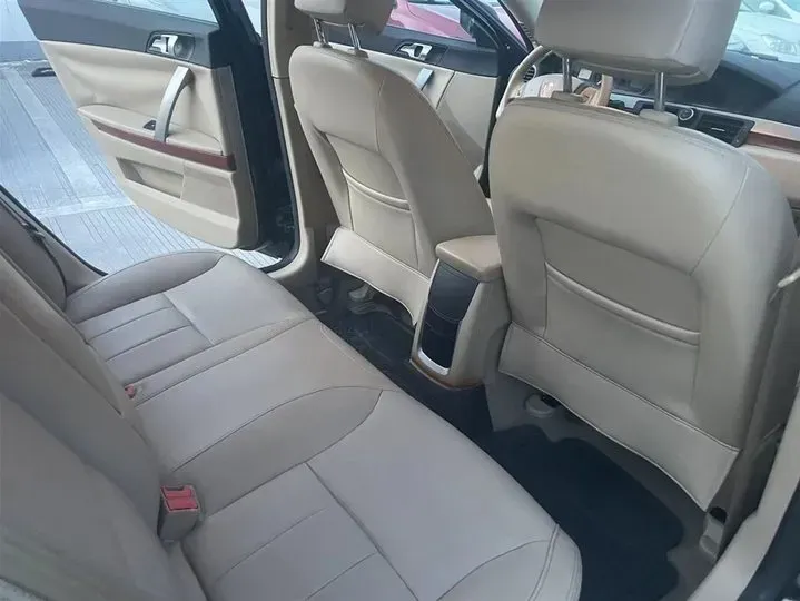 2010 Roewe 550 1.8L 133HP L4 5AT,autocango,china used car exporter,china ev exporter,chinese used car exporter,chinese used ev exporter