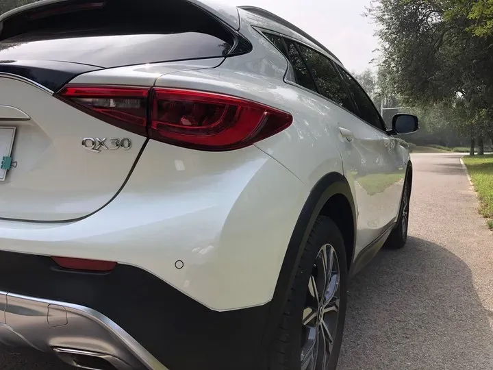 2017 Infiniti QX30 2.0T 211HP L4 7DCT,autocango,china used car exporter,china ev exporter,chinese used car exporter,chinese used ev exporter
