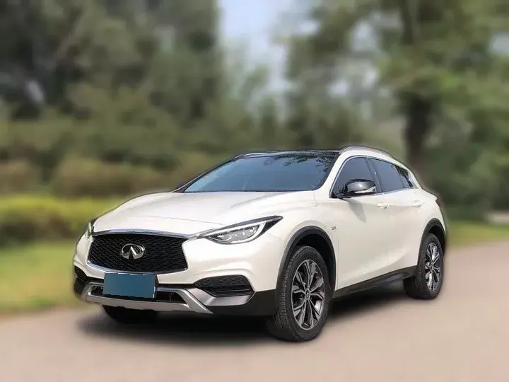 2017 Infiniti QX30 2.0T 211HP L4 7DCT
