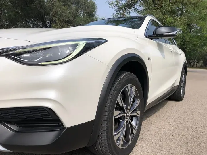 2017 Infiniti QX30 2.0T 211HP L4 7DCT,autocango,china used car exporter,china ev exporter,chinese used car exporter,chinese used ev exporter