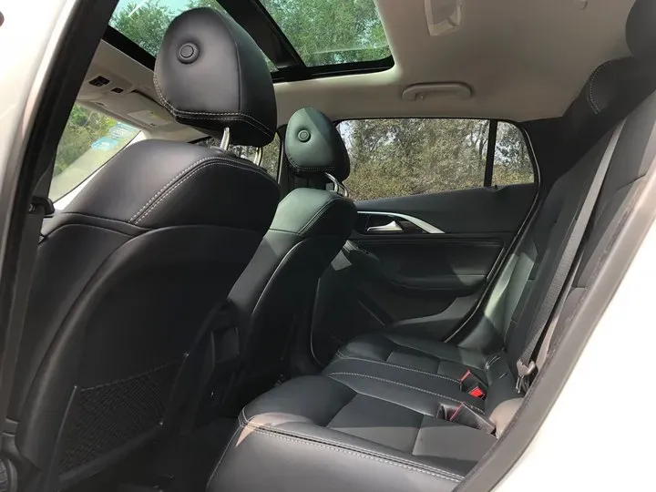 2017 Infiniti QX30 2.0T 211HP L4 7DCT,autocango,china used car exporter,china ev exporter,chinese used car exporter,chinese used ev exporter