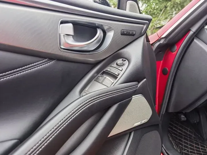 2017 Infiniti Q60 2.0T 211HP L4 7AT,autocango,china used car exporter,china ev exporter,chinese used car exporter,chinese used ev exporter