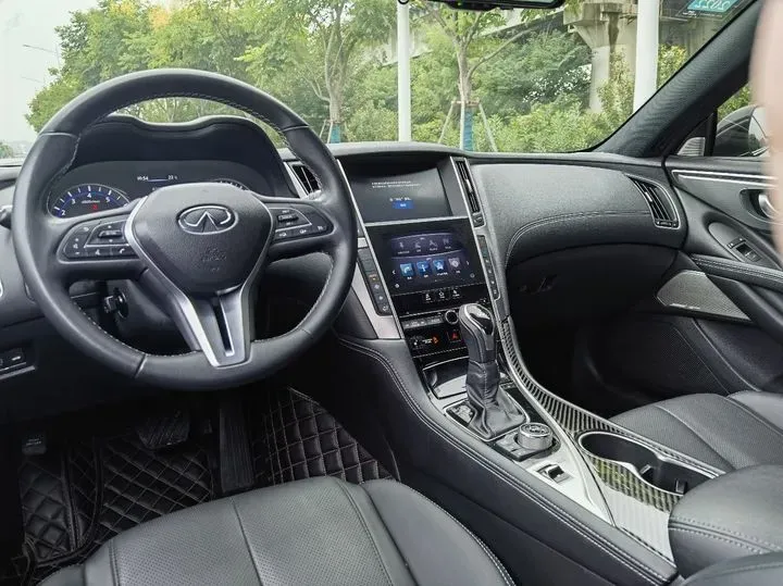 2017 Infiniti Q60 2.0T 211HP L4 7AT,autocango,china used car exporter,china ev exporter,chinese used car exporter,chinese used ev exporter