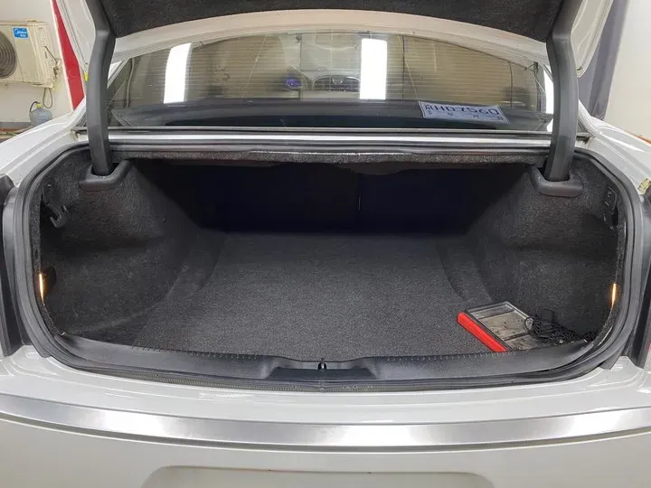 2016 Chrysler 300C 3.0L 234HP V6 8AT,autocango,china used car exporter,china ev exporter,chinese used car exporter,chinese used ev exporter