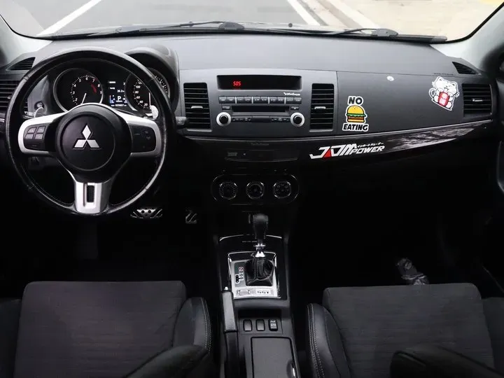 2008 Mitsubishi Lancer 2.0T 295HP L4 6DCT,autocango,china used car exporter,china ev exporter,chinese used car exporter,chinese used ev exporter