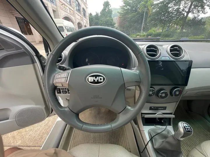 2011 BYD G3 1.5L 107HP L4 5MT,autocango,china used car exporter,china ev exporter,chinese used car exporter,chinese used ev exporter