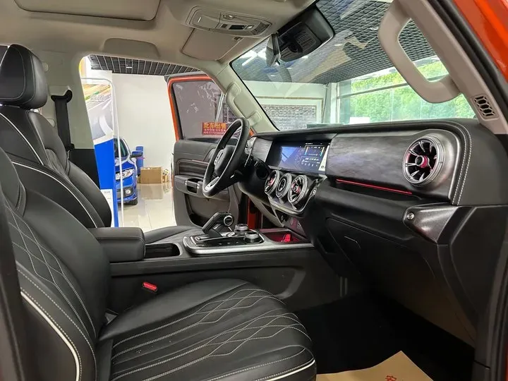 2021 Tank 300 2.0T 227HP L4 8AT,autocango,china used car exporter,china ev exporter,chinese used car exporter,chinese used ev exporter