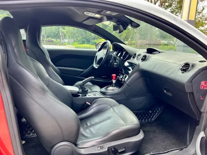 2011 Peugeot RCZ 1.6T 156HP L4 6AT,autocango,china used car exporter,china ev exporter,chinese used car exporter,chinese used ev exporter