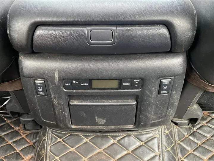 2013 Infiniti QX80 5.6L 398HP V8 7AT,autocango,china used car exporter,china ev exporter,chinese used car exporter,chinese used ev exporter