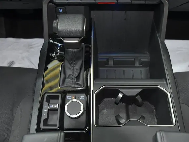 2022 JunTian YongMengZhe 3.5T 381HP V6 10AT,autocango,china used car exporter,china ev exporter,chinese used car exporter,chinese used ev exporter