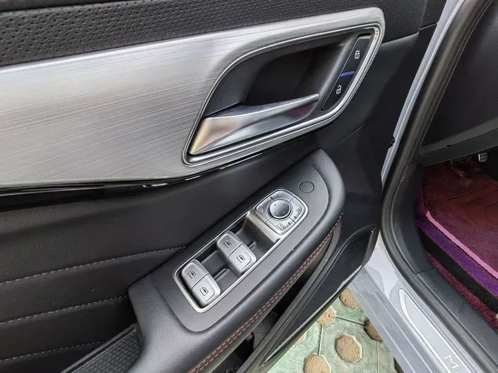 2021 Rising Auto MARVEL R 2AT BEV 69.9KWH,autocango,china used car exporter,china ev exporter,chinese used car exporter,chinese used ev exporter