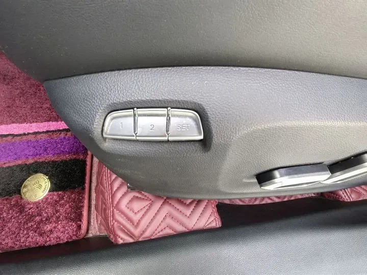 2021 Rising Auto MARVEL R 2AT BEV 69.9KWH,autocango,china used car exporter,china ev exporter,chinese used car exporter,chinese used ev exporter