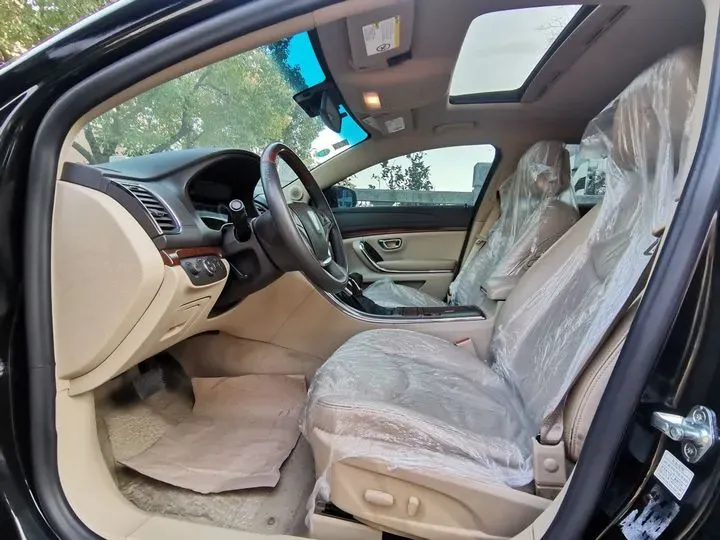 2012 Roewe 950 2.4L 186HP L4 6AT,autocango,china used car exporter,china ev exporter,chinese used car exporter,chinese used ev exporter