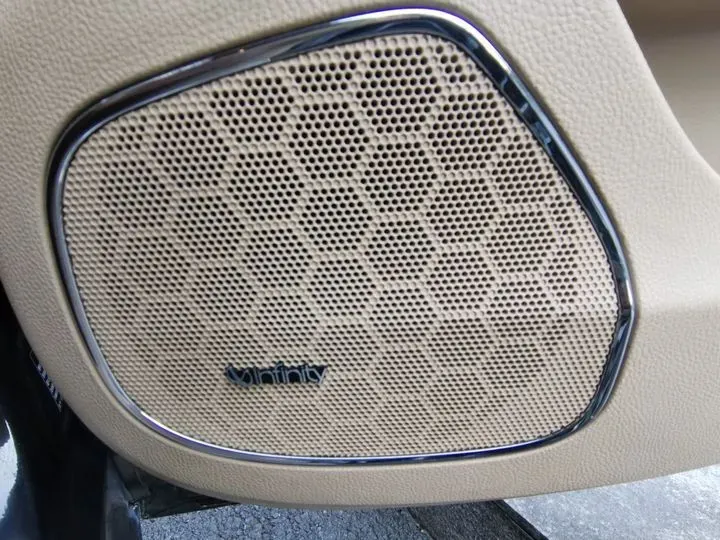 2012 Roewe 950 2.4L 186HP L4 6AT,autocango,china used car exporter,china ev exporter,chinese used car exporter,chinese used ev exporter