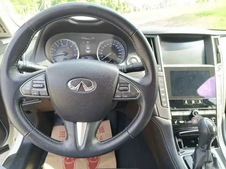 2014 Infiniti Q50 3.7L 351HP V6 7AT,autocango,china used car exporter,china ev exporter,chinese used car exporter,chinese used ev exporter