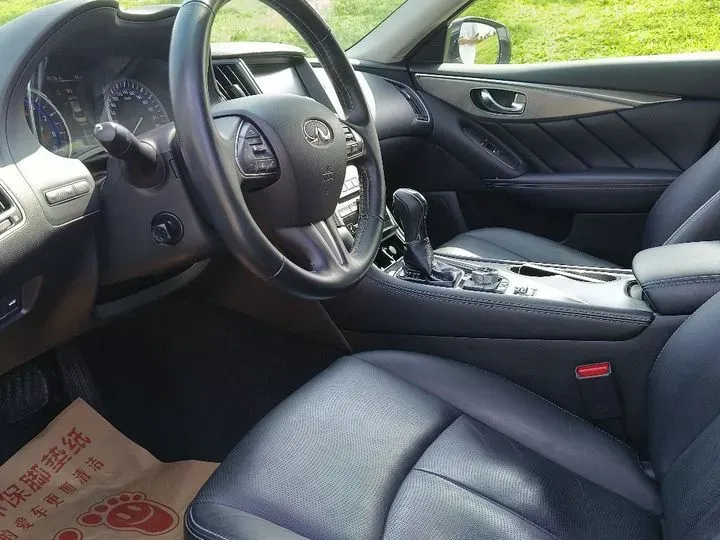 2014 Infiniti Q50 3.7L 351HP V6 7AT,autocango,china used car exporter,china ev exporter,chinese used car exporter,chinese used ev exporter