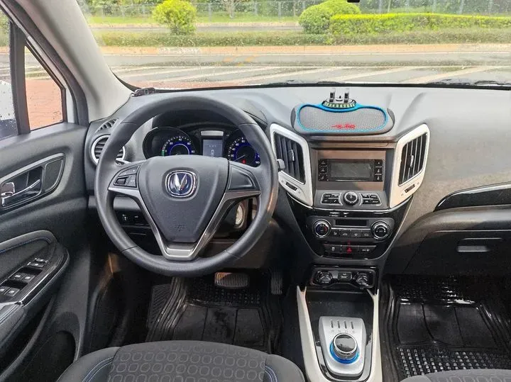 2018 ChangAn CS15 EV BEV 42.92KWH,autocango,china used car exporter,china ev exporter,chinese used car exporter,chinese used ev exporter