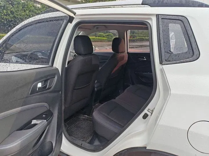 2018 ChangAn CS15 EV BEV 42.92KWH,autocango,china used car exporter,china ev exporter,chinese used car exporter,chinese used ev exporter