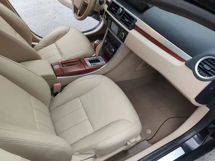 2012 Roewe 550 1.8L 133HP L4 5AT,autocango,china used car exporter,china ev exporter,chinese used car exporter,chinese used ev exporter