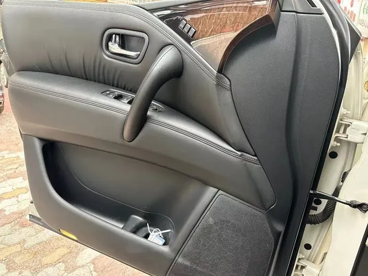 2013 Infiniti QX80 5.6L 398HP V8 7AT,autocango,china used car exporter,china ev exporter,chinese used car exporter,chinese used ev exporter