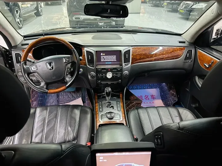 2012 Hyundai Equus 5.0L 430HP V8 8AT,autocango,china used car exporter,china ev exporter,chinese used car exporter,chinese used ev exporter