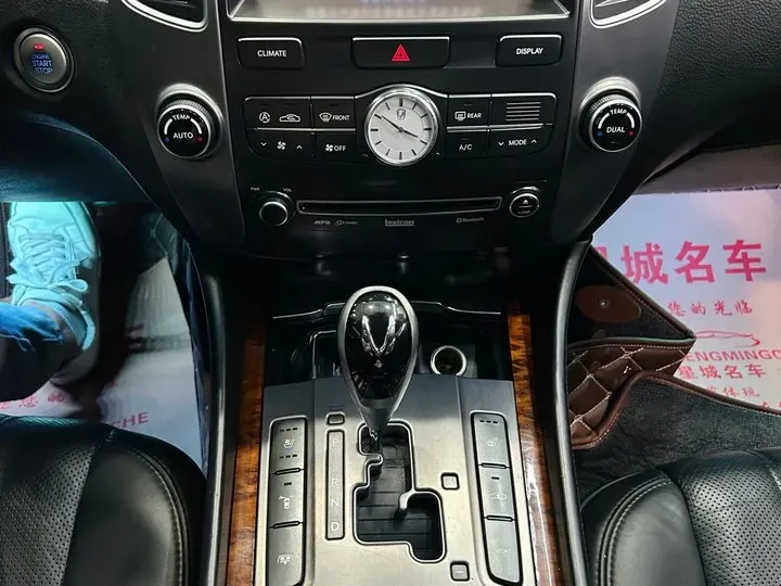 2012 Hyundai Equus 5.0L 430HP V8 8AT,autocango,china used car exporter,china ev exporter,chinese used car exporter,chinese used ev exporter