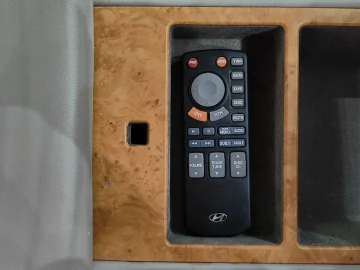 2006 Hyundai Equus 3.5L 210HP V6 5AT,autocango,china used car exporter,china ev exporter,chinese used car exporter,chinese used ev exporter