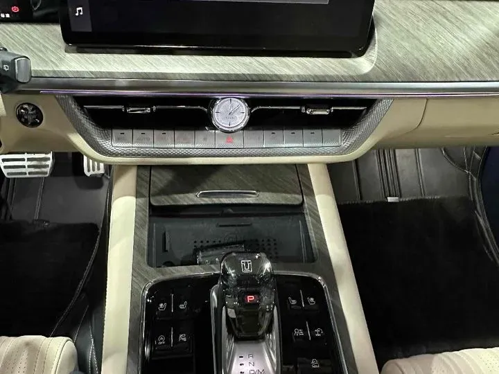 2022 Tank 500 3.0T 360HP V6 9AT,autocango,china used car exporter,china ev exporter,chinese used car exporter,chinese used ev exporter