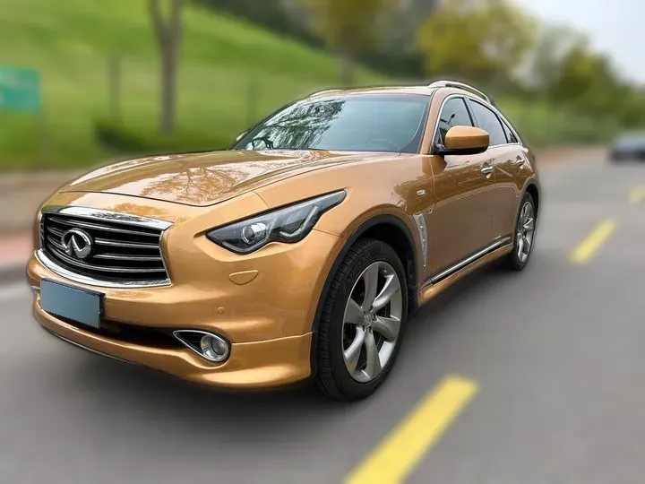 2013 Infiniti QX70 3.7L 351HP V6 7AT,autocango,china used car exporter,china ev exporter,chinese used car exporter,chinese used ev exporter