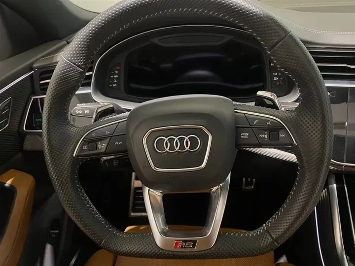 2022 Audi RS Q8 4.0T 600HP V8 8AT,autocango,china used car exporter,china ev exporter,chinese used car exporter,chinese used ev exporter