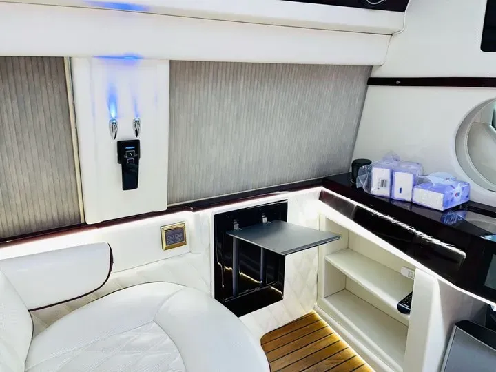 2011 Ford E350 5.4L 258HP V8 5AT,autocango,china used car exporter,china ev exporter,chinese used car exporter,chinese used ev exporter