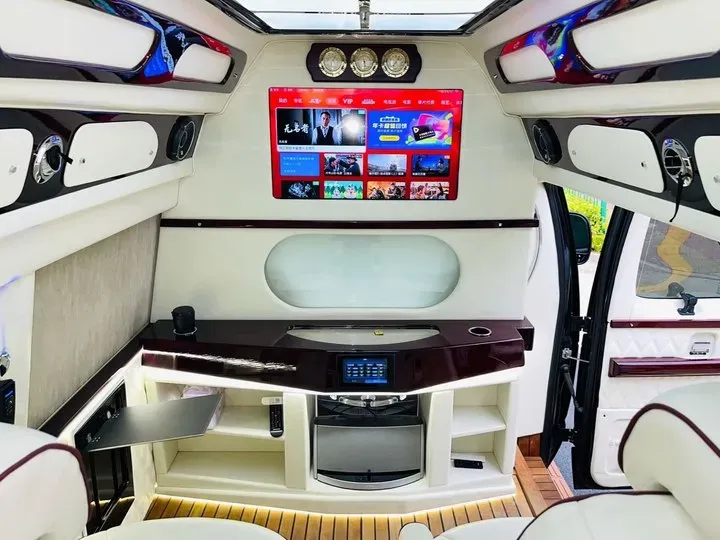 2011 Ford E350 5.4L 258HP V8 5AT,autocango,china used car exporter,china ev exporter,chinese used car exporter,chinese used ev exporter