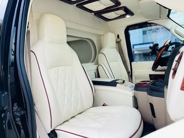 2011 Ford E350 5.4L 258HP V8 5AT,autocango,china used car exporter,china ev exporter,chinese used car exporter,chinese used ev exporter