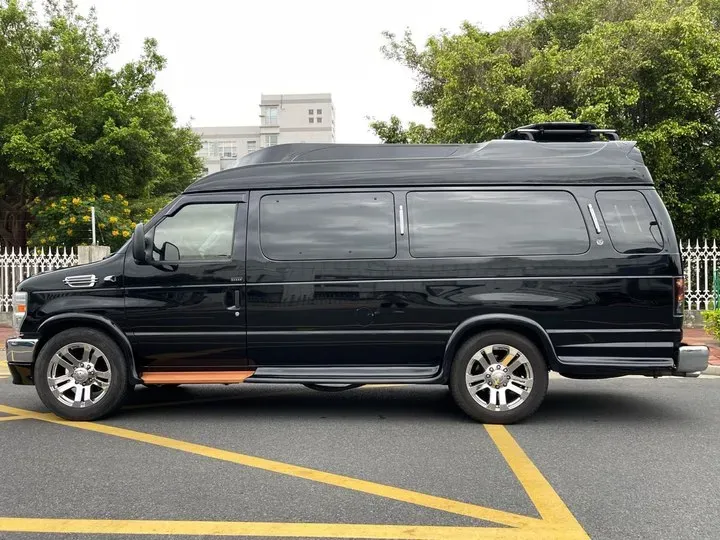 2011 Ford E350 5.4L 258HP V8 5AT,autocango,china used car exporter,china ev exporter,chinese used car exporter,chinese used ev exporter