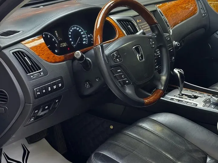 2009 Hyundai Equus 3.8L 290HP V6 6AT,autocango,china used car exporter,china ev exporter,chinese used car exporter,chinese used ev exporter