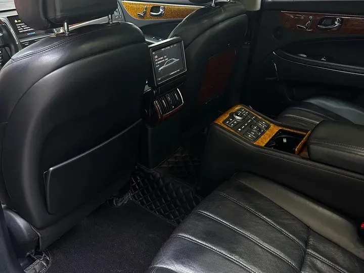 2009 Hyundai Equus 3.8L 290HP V6 6AT,autocango,china used car exporter,china ev exporter,chinese used car exporter,chinese used ev exporter