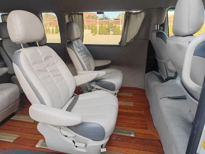 2011 Toyota Hiace 2.7L 154HP L4 4AT,autocango,china used car exporter,china ev exporter,chinese used car exporter,chinese used ev exporter