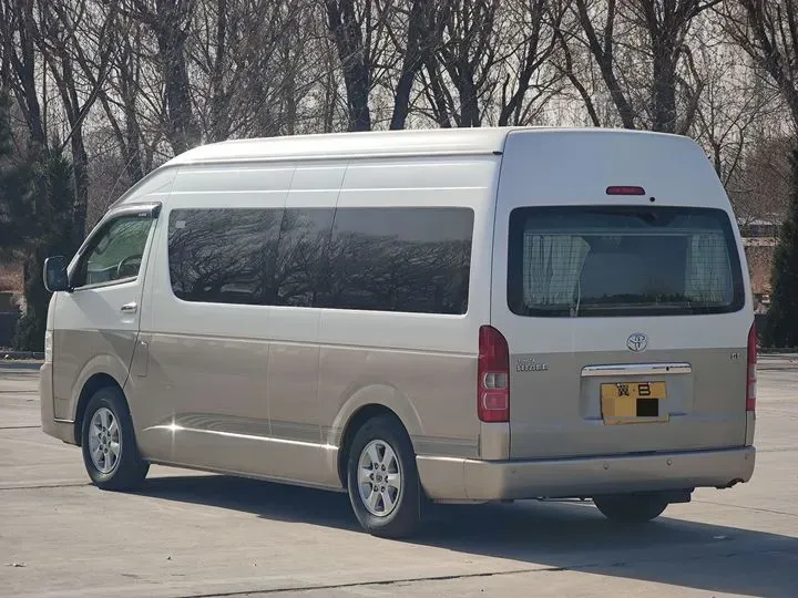 2011 Toyota Hiace 2.7L 154HP L4 4AT,autocango,china used car exporter,china ev exporter,chinese used car exporter,chinese used ev exporter