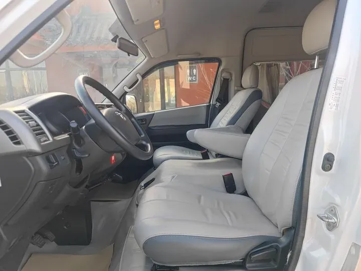 2011 Toyota Hiace 2.7L 154HP L4 4AT,autocango,china used car exporter,china ev exporter,chinese used car exporter,chinese used ev exporter