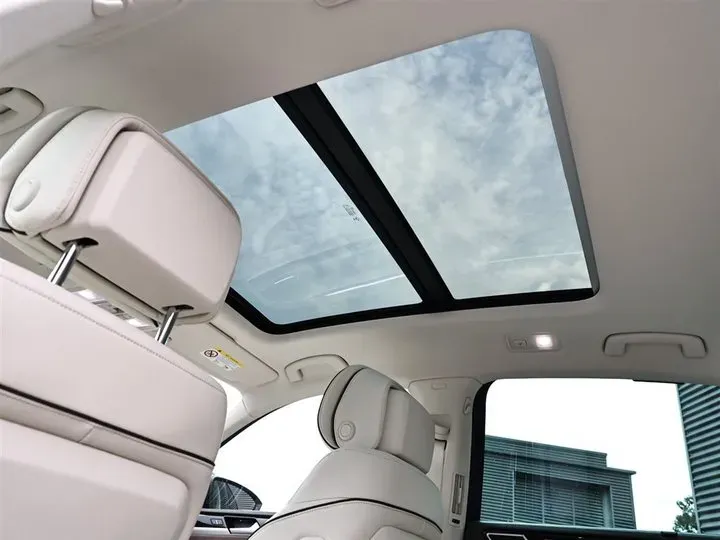 2021 Volkswagen Phideon 2.0T 224HP L4 7DCT,autocango,china used car exporter,china ev exporter,chinese used car exporter,chinese used ev exporter