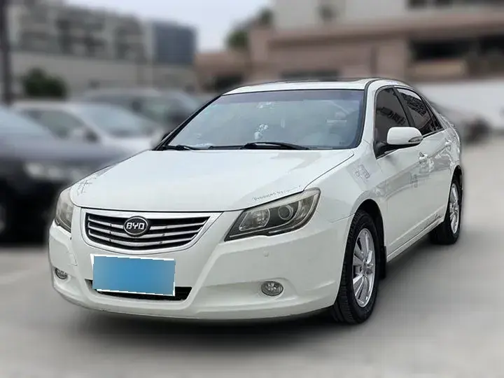 2012 BYD G6 2.0L 140HP L4 5MT