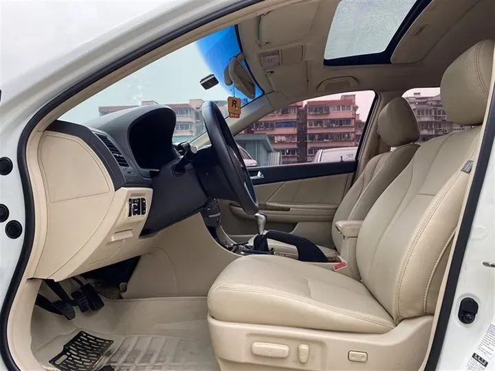 2012 BYD G6 2.0L 140HP L4 5MT,autocango,china used car exporter,china ev exporter,chinese used car exporter,chinese used ev exporter