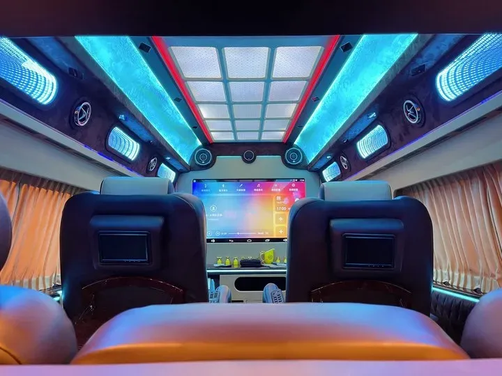 2011 Ford E350 5.4L 258HP V8 5AT,autocango,china used car exporter,china ev exporter,chinese used car exporter,chinese used ev exporter