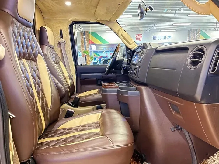 2011 Ford E350 5.4L 258HP V8 5AT,autocango,china used car exporter,china ev exporter,chinese used car exporter,chinese used ev exporter