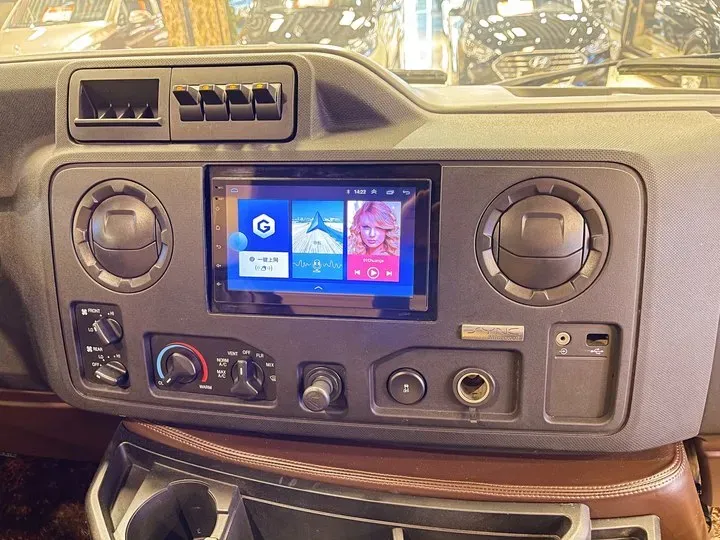 2011 Ford E350 5.4L 258HP V8 5AT,autocango,china used car exporter,china ev exporter,chinese used car exporter,chinese used ev exporter