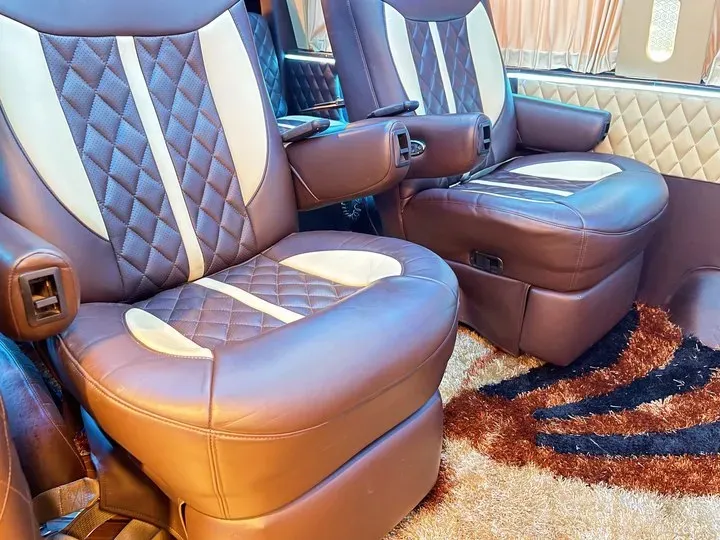 2011 Ford E350 5.4L 258HP V8 5AT,autocango,china used car exporter,china ev exporter,chinese used car exporter,chinese used ev exporter