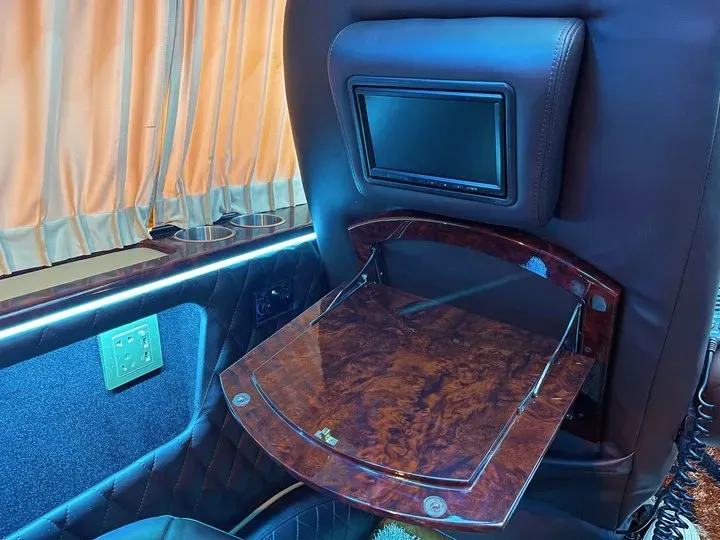 2011 Ford E350 5.4L 258HP V8 5AT,autocango,china used car exporter,china ev exporter,chinese used car exporter,chinese used ev exporter