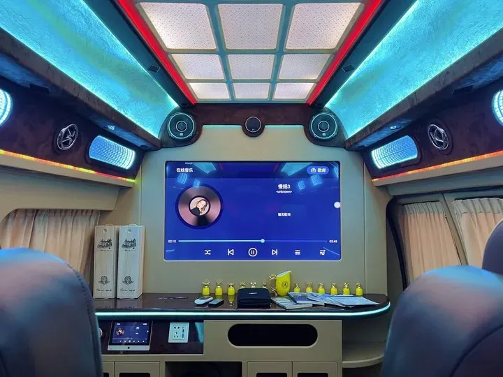 2011 Ford E350 5.4L 258HP V8 5AT,autocango,china used car exporter,china ev exporter,chinese used car exporter,chinese used ev exporter