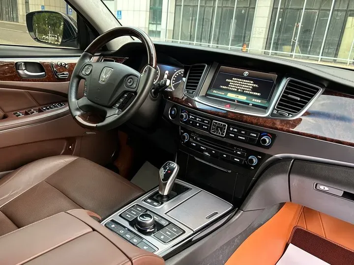 2014 Hyundai Equus 3.8L 335HP V6 8AT,autocango,china used car exporter,china ev exporter,chinese used car exporter,chinese used ev exporter